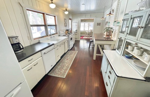 Nisswa House | Historic 1904 cabin on Clark Lake in Nisswa