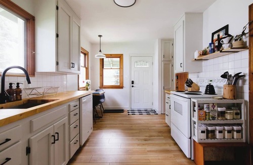 North End House | Historic 2-bedroom home in Tacoma - Quiet escape close to everything