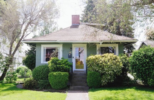 North End House | Historic 2-bedroom home in Tacoma - Quiet escape close to everything