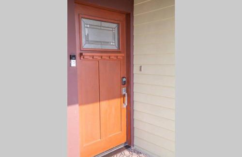 Mid City Apartment | HISTORIC 2 Story Near DTLA/USC/LAFC/STAPLES CENTER