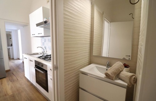 Otranto Apartment | Historic and Central Apartment "Glenda Otranto" with Terrace & Air Conditioning