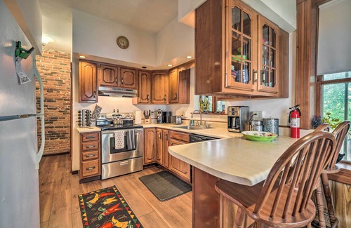 Plattsburgh Apartment | Historic Apartment - Half Mi to Lake Champlain!