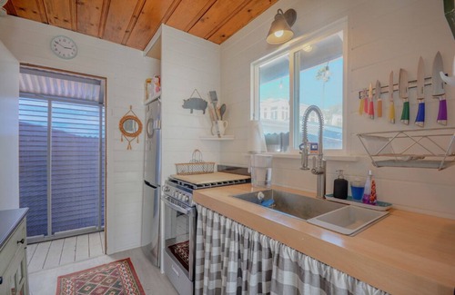 Sunset Beach House | Historic beachside home in charming Sunset Beach
