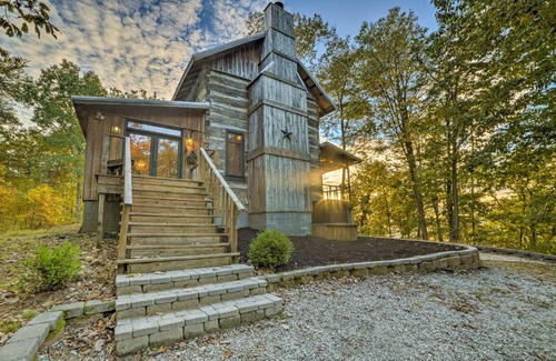 Waverly House | Historic Cabin with Stunning Kentucky Lake View