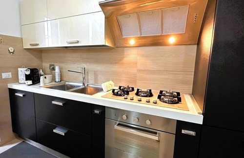 Monterotondo Apartment | [Historic Center, steps from Rome] Cozy Apartment with Suite
