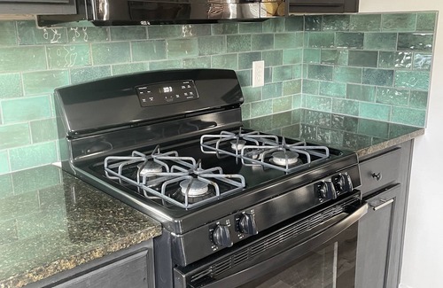 Downtown Lafayette Historic District Condo | Historic Charm In the Heart of Downtown Lafayette - Near All the Restaurants!
