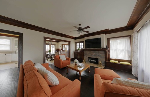 Downtown Riverside House | Historic Charm with Modern Comfort downtown Riverside