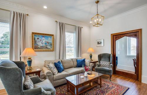 Tyler Apartment | Historic Charnwood Guest House- 1 Mile to Downtown