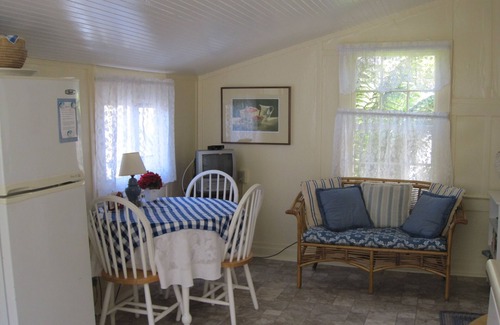 Pacific Grove Cottage | Historic 'Cottage at the Cove' at Lover's Point - Your Home Away From Home