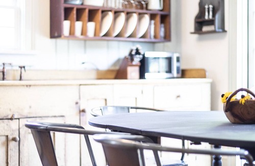 Granville House | Historic Cottage in the Heart of the Village