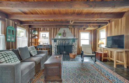 Brant Rock House | Historic Cottage with Beautiful Oceanfront View