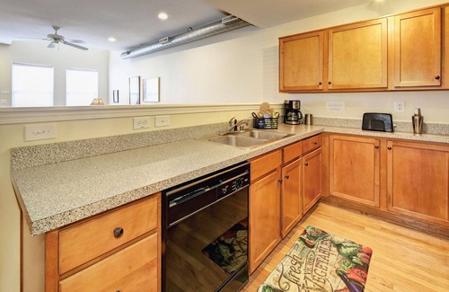 Highlands House | Historic District Townhouse in City's BEST Location