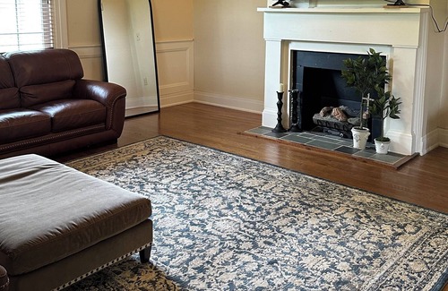 Red House House | Historic estate with scenic views, close to Lynchburg & Appomattox