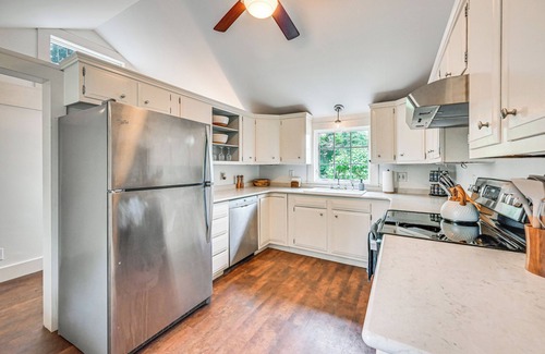 Westfield House | Historic Farmhouse Near Mountains & Colleges!