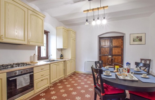 Ficarra House | Historic, generously equipped villa with magnificent views.