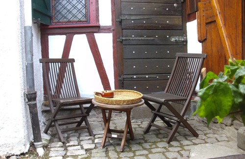 Wirft Cottage | historic half-timbered house on the edge of a forest in a secluded location