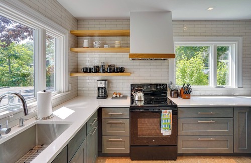 Coxsackie House | Historic Home in Coxsackie w/Hudson River Views!