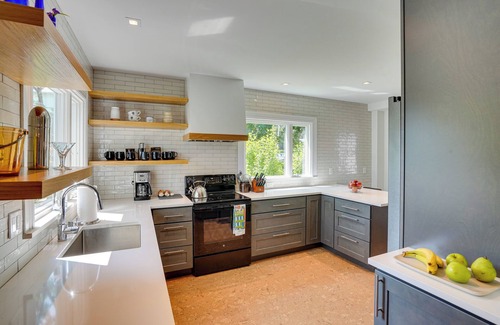 Coxsackie House | Historic Home in Coxsackie w/Hudson River Views!