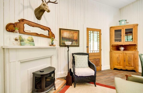 McComb House | Historic Nature Retreat in McComb with River Access