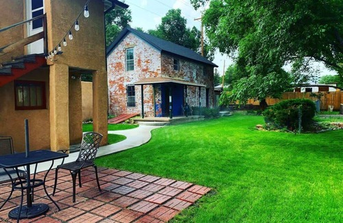 Raton House | Historic Queen Anne Art Gallery House!