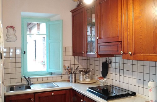 San Quirico d'Orcia Apartment | Historic residence at the well