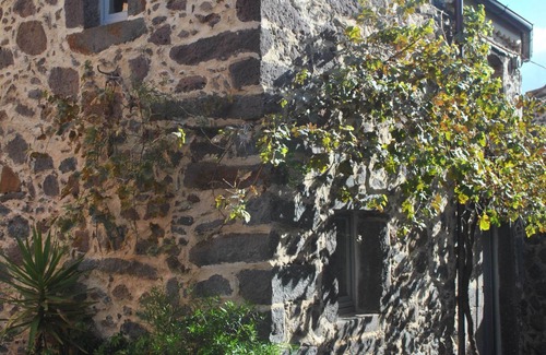 Paulilatino House | Historic renovated cottage, perfect for touring all over the Island