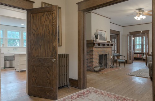 Downtown House | Historic Robeson House, Perfect Location Downtown & Next to Campus