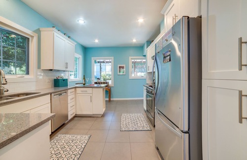 Seattle Metro Area House | Historic Seattle Vacation Rental in Seward Park!