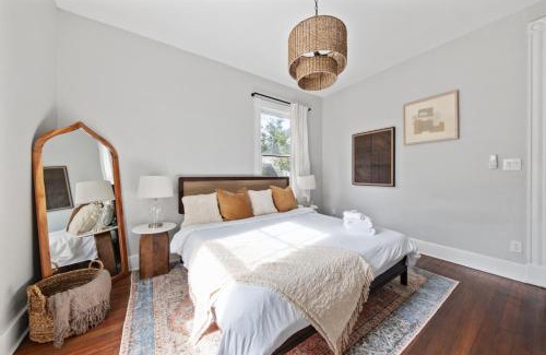 Macon Apartment | Historic Suite Unit 4 Downtown Macon