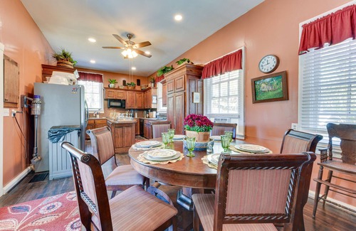 Pinckneyville House | Historic Woodville Estate w/Pool: Pets Welcome!