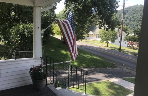 Fourmile House | Historical American 4-square home, originally built in the 1800's, Near LMU,