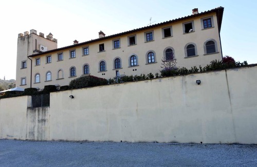 Lastra a Signa Apartment | Historical palace in the heart of Tuscany