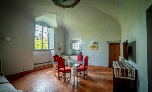 Montepulciano Apartment | Historical Renaissance Palace