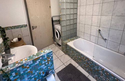 Philippsburg Apartment | Historische Ruhe in Philippsburg