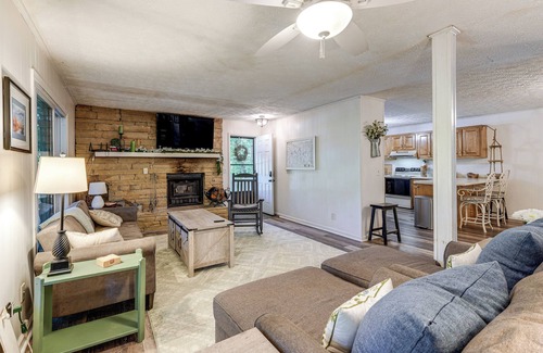 Hiawassee House | Hiwassee River Gem w/Huge Decks: Great for Groups