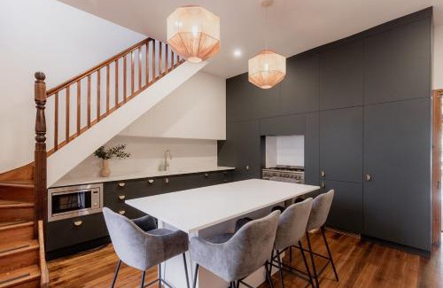 Hobart Central Business District House | 'Hjemme' In the heart of Hobart