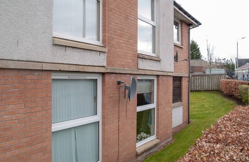 Motherwell Apartment | HLA KING COURT APARTMENT 2