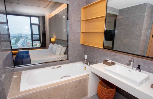 Yangon Hotel | Hlaing thar yar