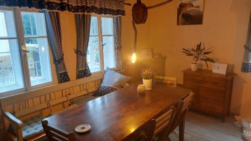 Kokorin House | Hlučov Lesní Chalupa