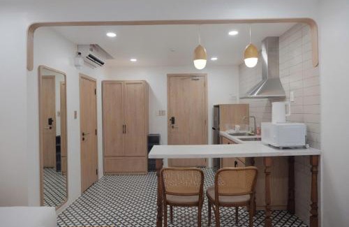 Tan Binh Apartment | Hmaison By Velaluxe