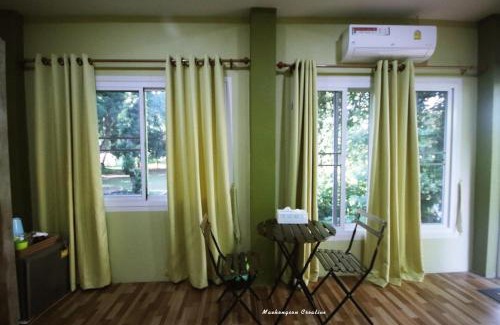 Mok Cham Pae Bed & Breakfast | Ho Kho Coffee and Cottages