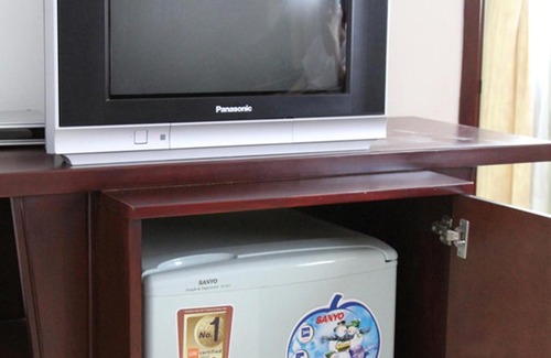 Long Thanh Hotel | Hoang Minh Chau 2 Hotel