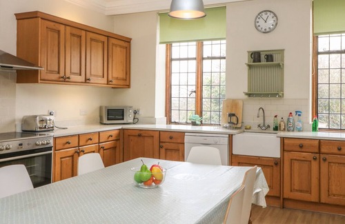 Chiddingstone Hoath Cottage | Hoath House