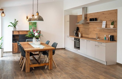 Rot am See Cabin | Hochwertig Ausgestattete Ferienwohnung in Idyllischer, Ruhiger Lage