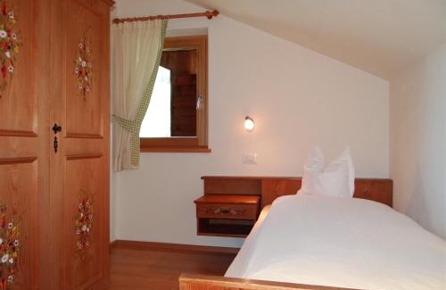 Monguelfo House | Hochwieserhof