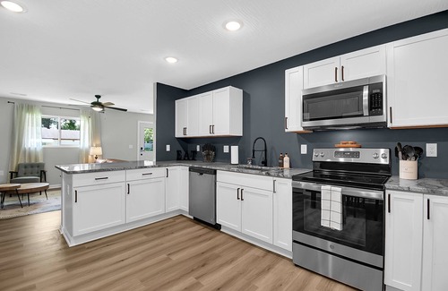 Lancaster House | Hocking Hills Hideaway: Relaxing Retreat with Hot Tub, Fire Pit, Pool Table!