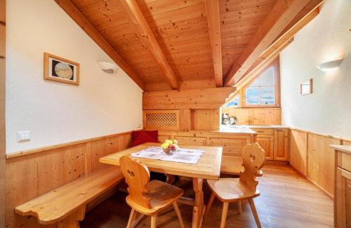 Montechiaro Apartment | Hof am Schloss Apartement Lärche