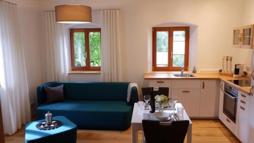 Ursensollen Apartment | HOF ELF