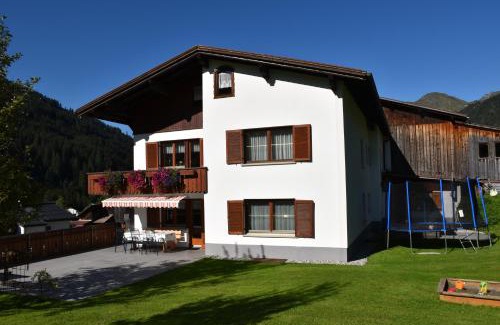 Kloesterle am Arlberg Apartment | Hof Kurzamann