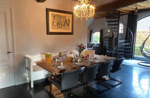 Municipality of Barneveld House | Hofstede "Den Hul"- Riant & Authentiek onthaasten - 8 persoons